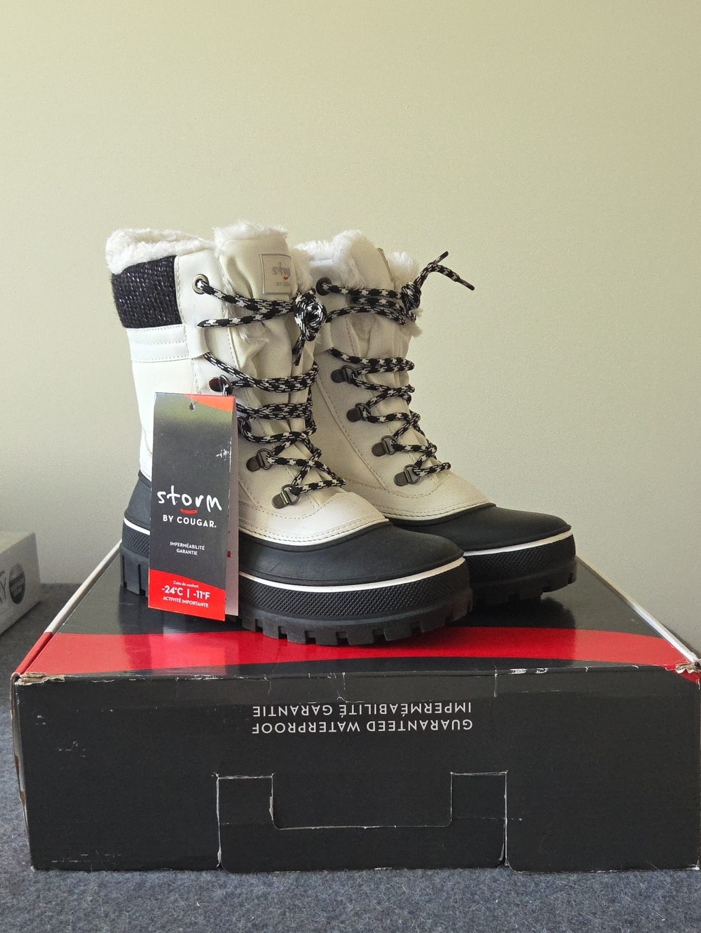 NIB STORM BY COUGAR GLEAM-R WHITE WINTER BOOTS SIZE 8